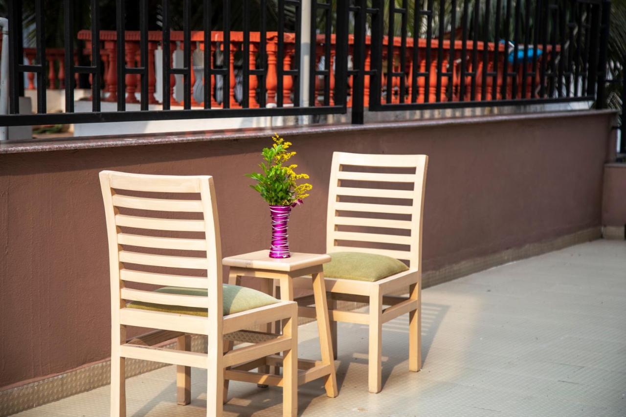 Palm Air By Goa Stays Panaji Esterno foto